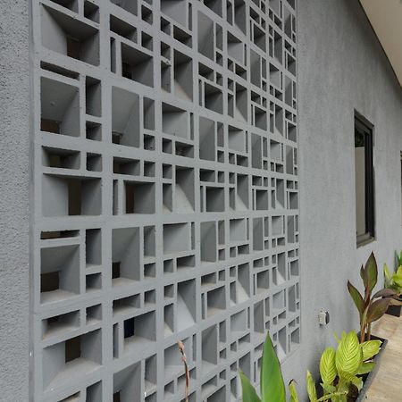 Reddoorz Near Puri Indah Mall จาการ์ตา ภายนอก รูปภาพ
