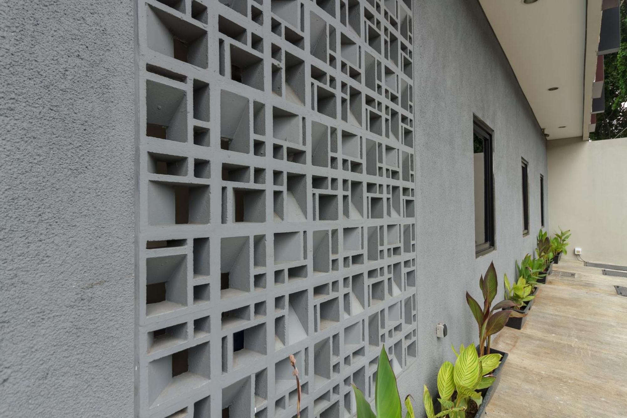 Reddoorz Near Puri Indah Mall จาการ์ตา ภายนอก รูปภาพ